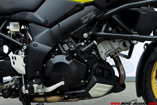 SUZUKI V-STROM 1000 XT