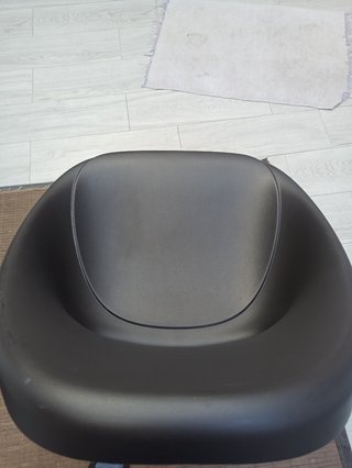 Silla de escritorio negra moderna