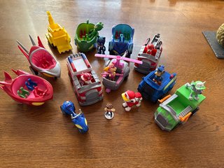 Patrulla Canina y Pj Masks Vehículos