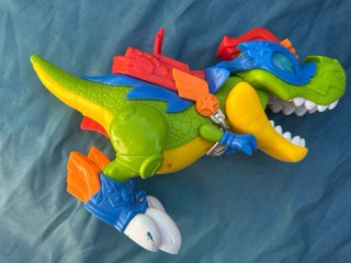 Juguete Dragón con Figura