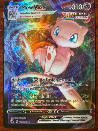 Carta Pokémon Mew VMAX Golpe Fusión 114/264