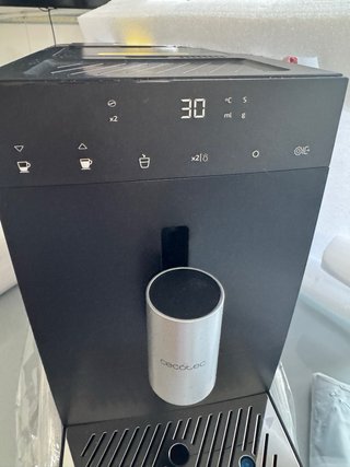 Cafetera Cecotec Compacta Superautomática