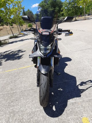 Honda CB 750 Hornet 2023 Gris