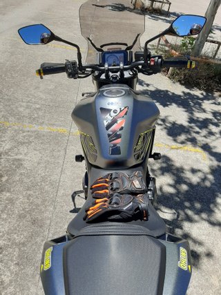 Honda CB 750 Hornet 2023 Gris