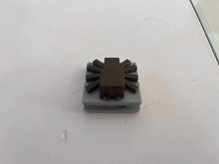 Araña Minecraft Kinder Joy Colección