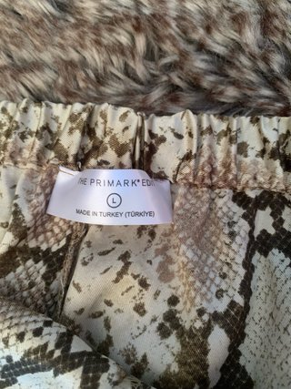 Pantalones anchos estampado serpiente