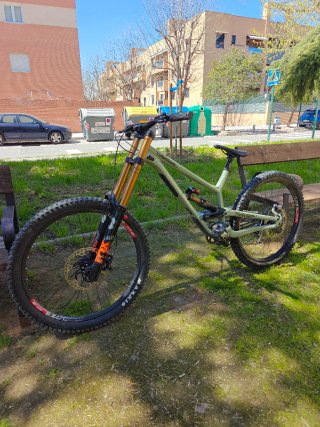 Commencal Furious L