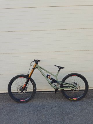 Commencal Furious L