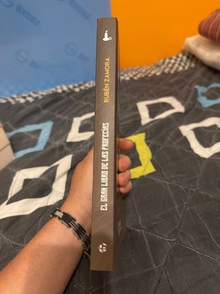 El gran libro de las profecías: El final del fi...