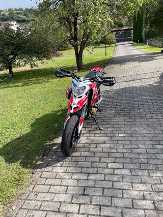 Ducati Hypermotard 1100 2008