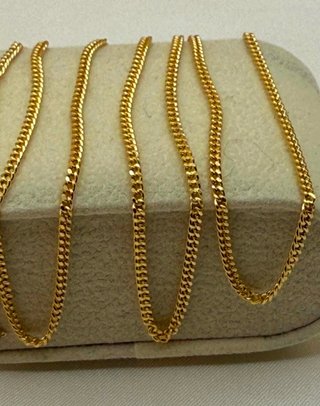 Cadena laminada en oro de 18k