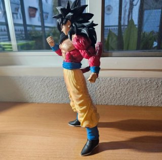 Figura Goku 30 cm