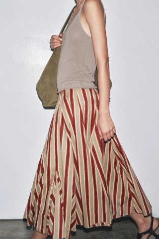 Zara Bestseller Falda midi a rayas ZW