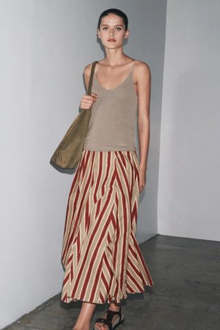 Zara Bestseller Falda midi a rayas ZW