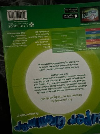 Libros Inglés Cambridge Super Minds y Grammar