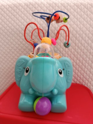 Cubo actividades elefante Bino e Mertens