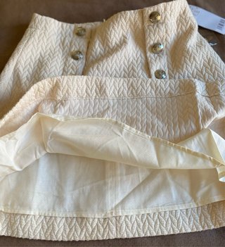 Falda Mango crema forrada talla 36