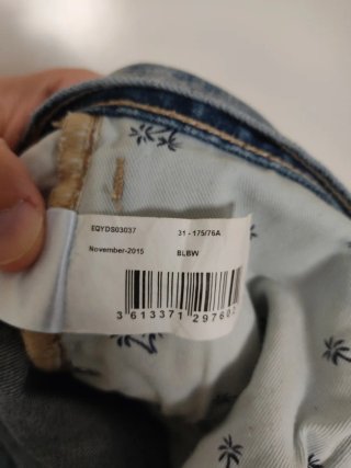 Pantalones vaqueros Quiksilver W31