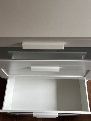 Cómoda blanca