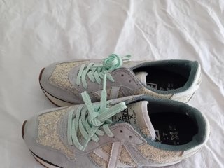 Zapatillas Mujer Munich Grises y Plateadas