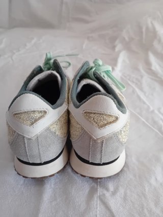 Zapatillas Mujer Munich Grises y Plateadas