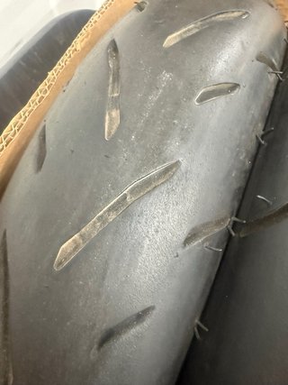 Llantas  SIP Aluminio Vespa Primavera + Neumático
