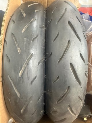 Llantas  SIP Aluminio Vespa Primavera + Neumático