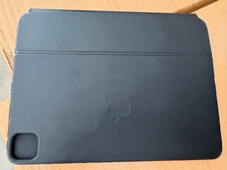iPad Pro 11 2ª Gen Space Gray + teclado