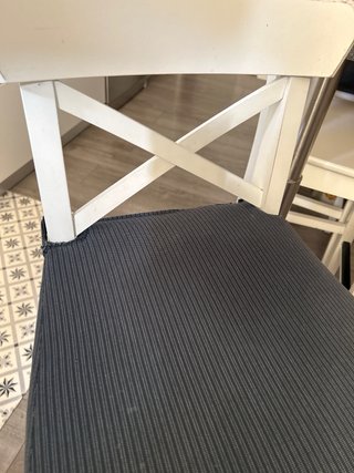Taburete alto blanco Ikea con respaldo X 4