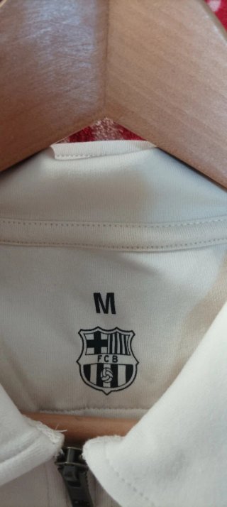 Sudadera  Beige y Rojo