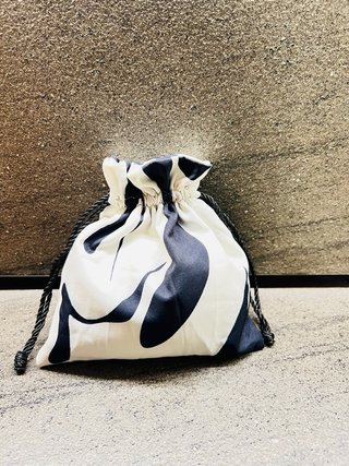 Borsa elegante stampa bianco/nero fatta a mano