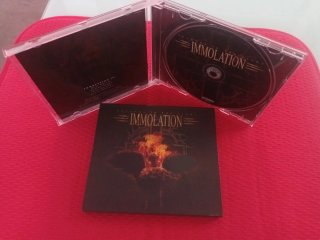CD Immolation Shadows in the Light