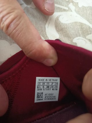Adidas NMD R1 Rojo y Verde
