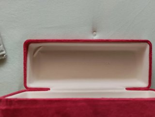 Funda Gafas Carolina Herrera Roja