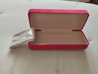 Funda Gafas Carolina Herrera Roja