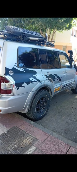 Mitsubishi Montero 2001