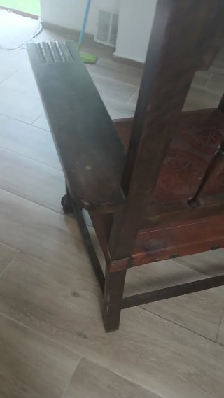 Sillón Antiguo Estilo Renacimiento