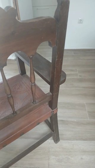 Sillón Antiguo Estilo Renacimiento