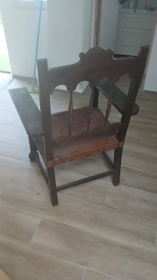 Sillón Antiguo Estilo Renacimiento