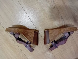 Sandalias Cuña Mujer.