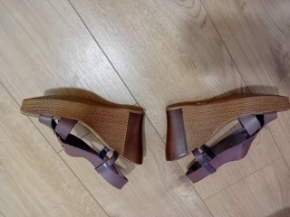 Sandalias Cuña Mujer.