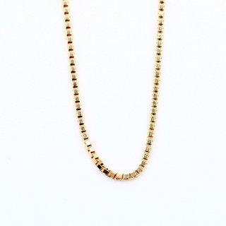Cadena Veneciana de oro de 18k, 3.82 g, 44.5 cm.