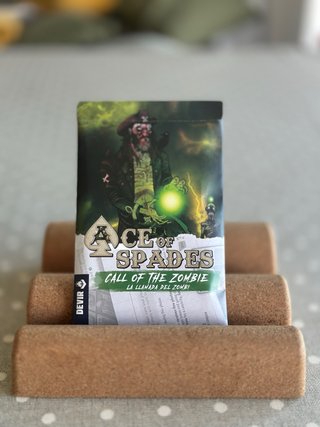 Ace of Spades: La llamada del zombie