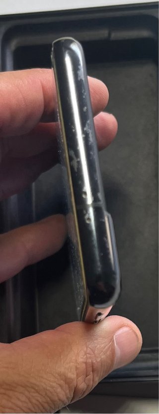 In vendita cellulare Samsung, modello Galaxy S21 5G