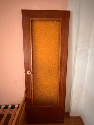 Juego de 4 puertas de madera. Posible Trasporte