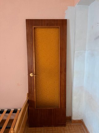 Juego de 4 puertas de madera. Posible Trasporte