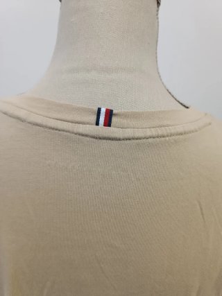 Camiseta Tommy Hilfiger Beige Talla L nueva