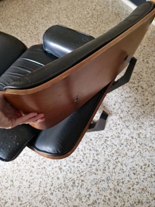 Sillón Eames Negro con Reposapiés