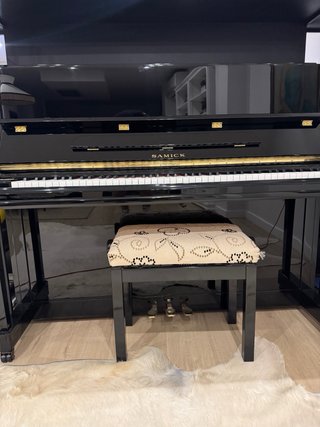 Piano Acústico Samick Vertical