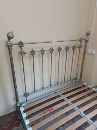 Cabecero cama metálico 135 cm